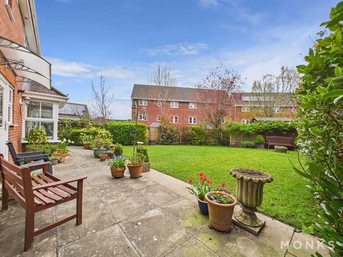 28 Bentley Drive, Oswestry, SY11 1TQ For Sale